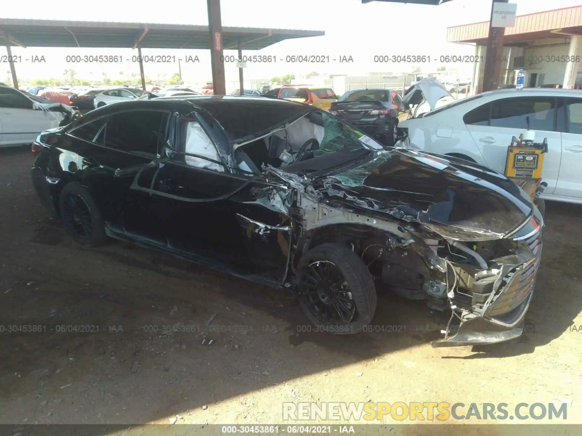 1 Photograph of a damaged car 4T1JZ1FB5MU057720 TOYOTA AVALON 2021