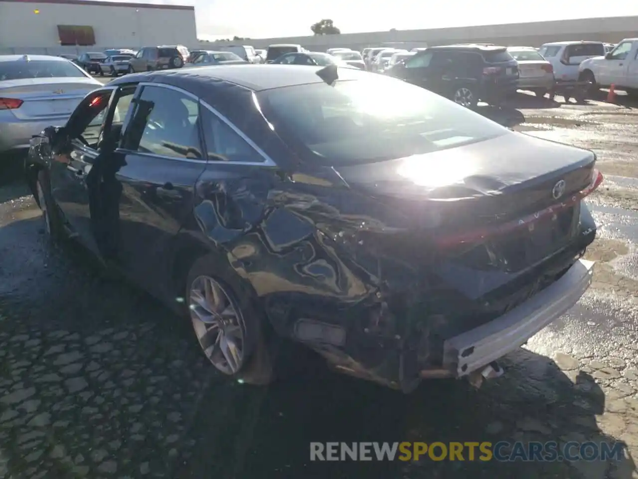 3 Photograph of a damaged car 4T1JZ1FB5MU064330 TOYOTA AVALON 2021