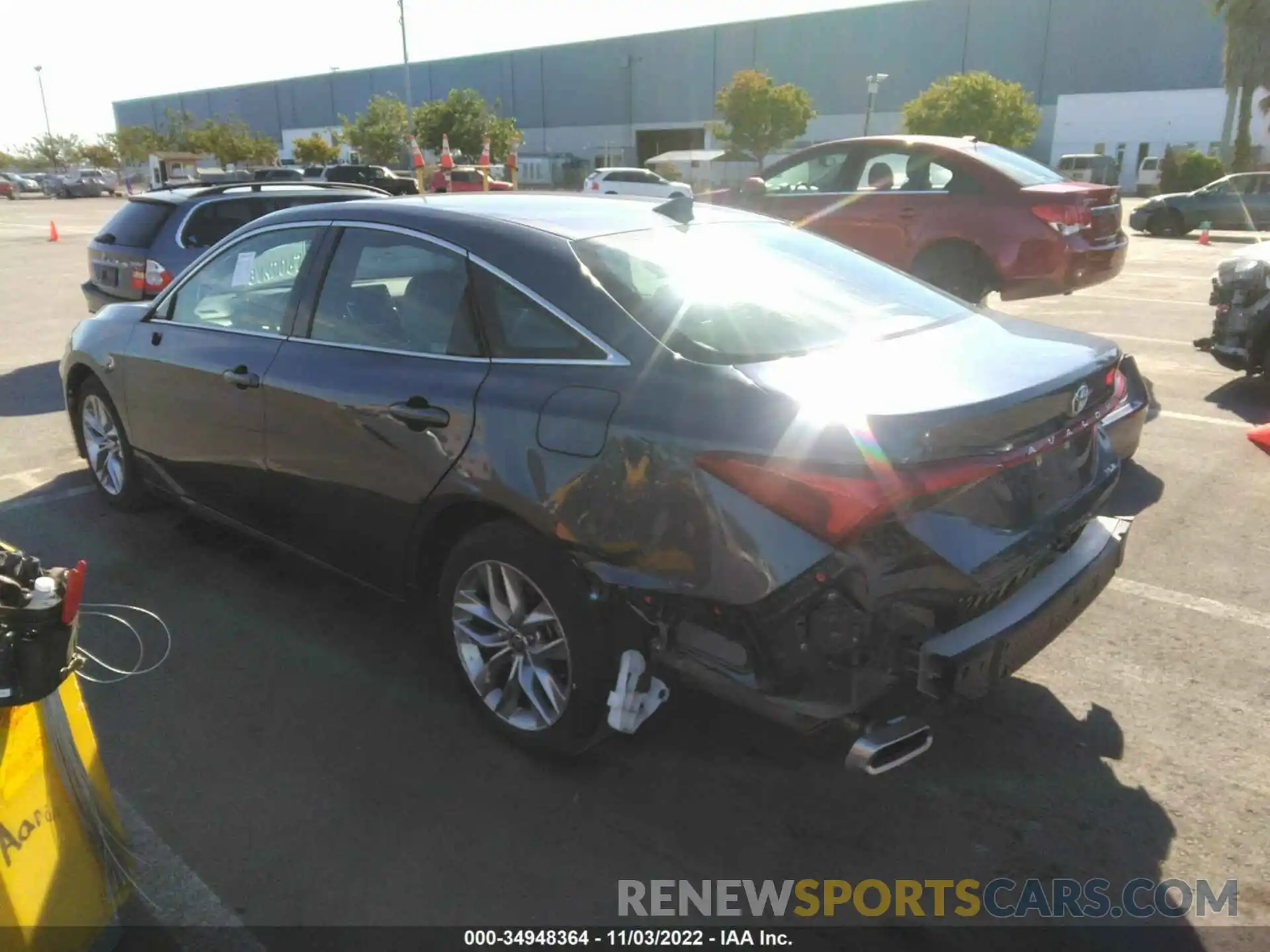 3 Photograph of a damaged car 4T1JZ1FB5MU065591 TOYOTA AVALON 2021