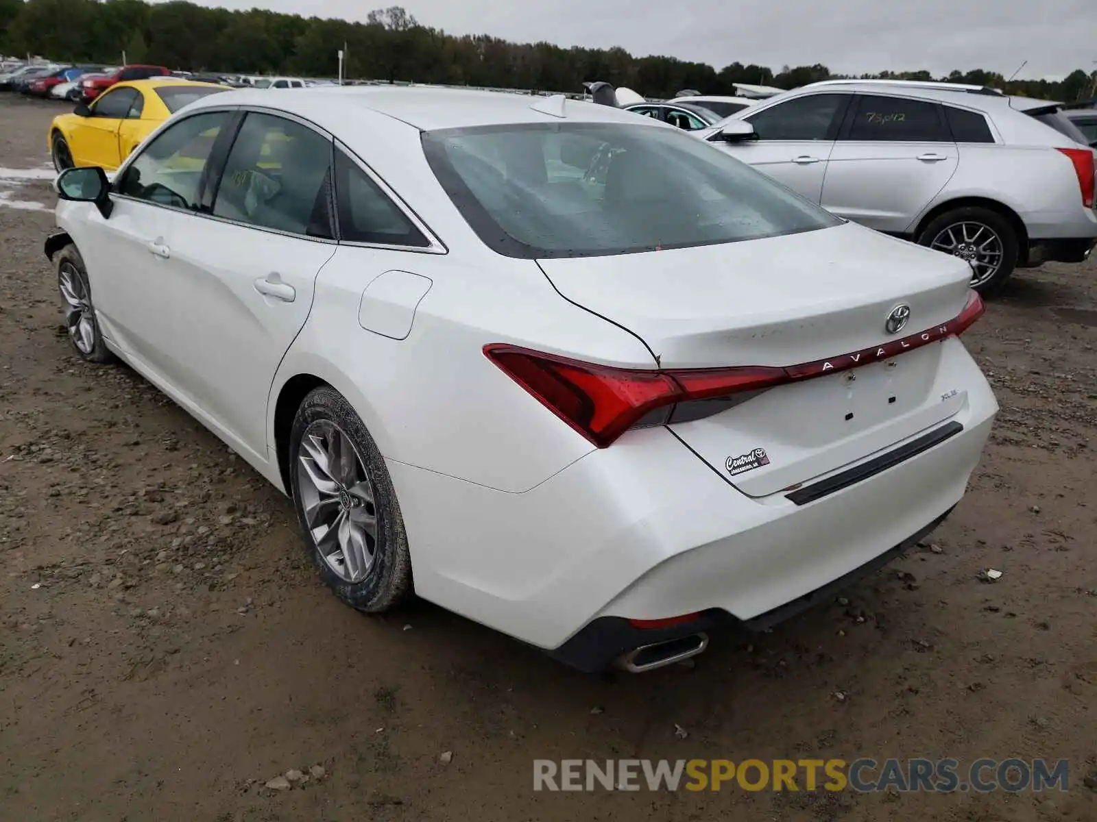 3 Photograph of a damaged car 4T1JZ1FB6MU059122 TOYOTA AVALON 2021