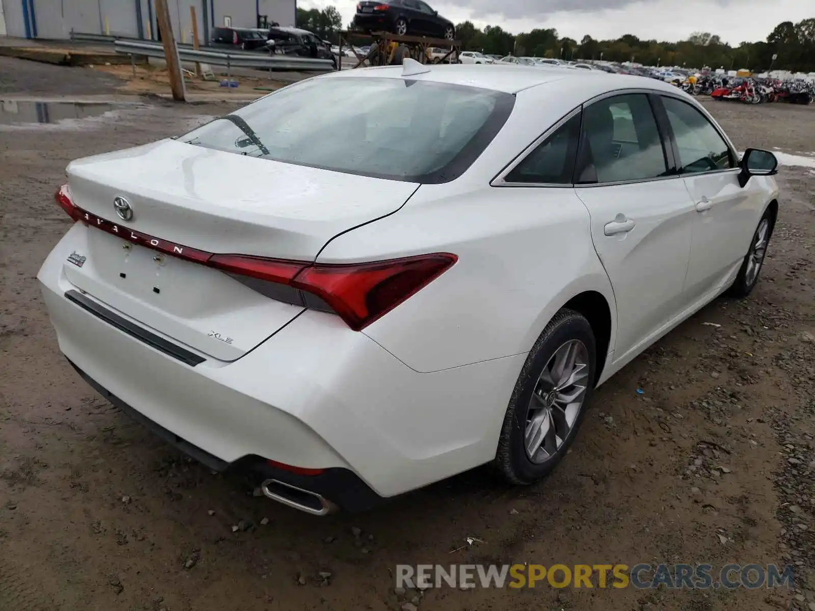 4 Photograph of a damaged car 4T1JZ1FB6MU059122 TOYOTA AVALON 2021