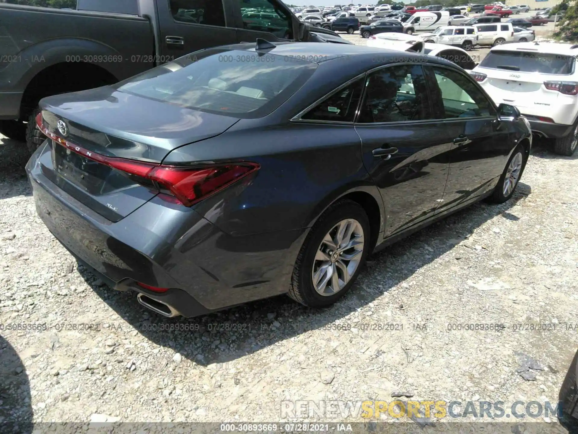 4 Photograph of a damaged car 4T1JZ1FB7MU066449 TOYOTA AVALON 2021