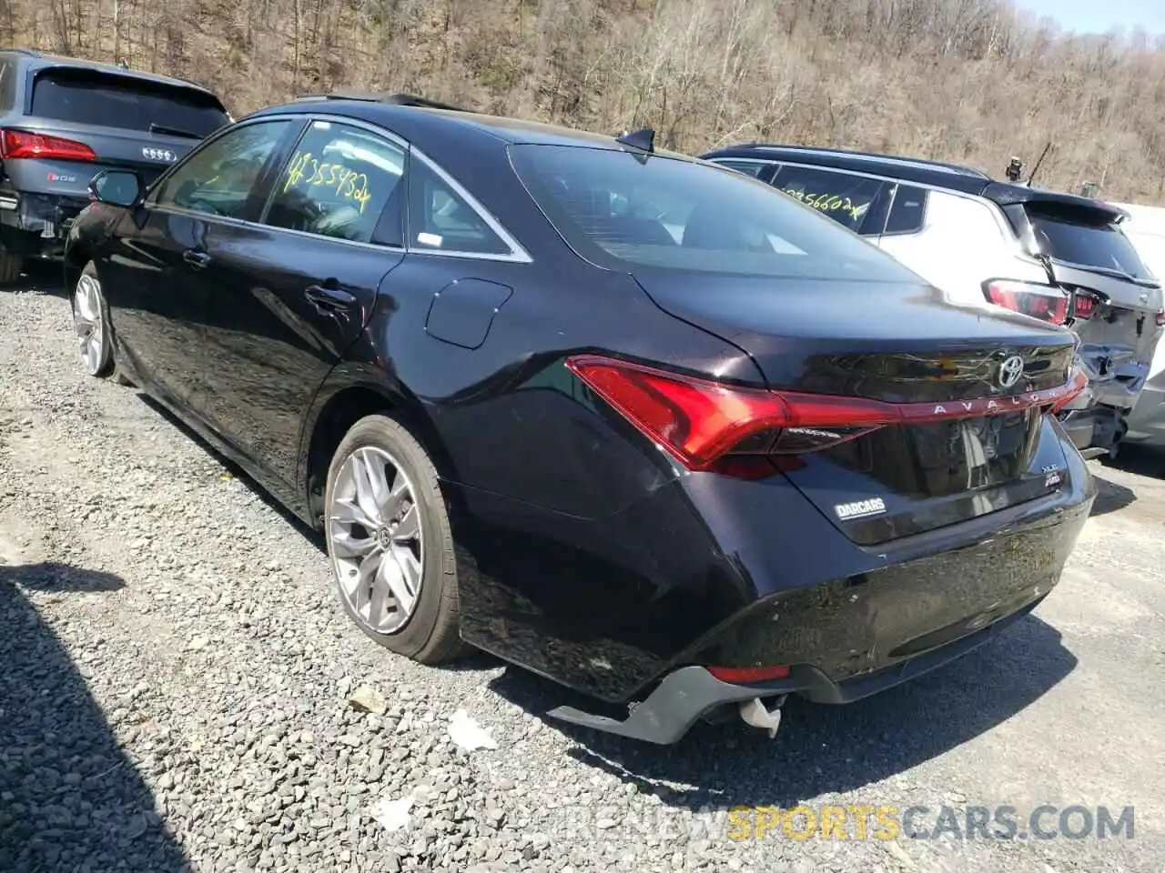 3 Photograph of a damaged car 4T1LB1BB8MU002018 TOYOTA AVALON 2021