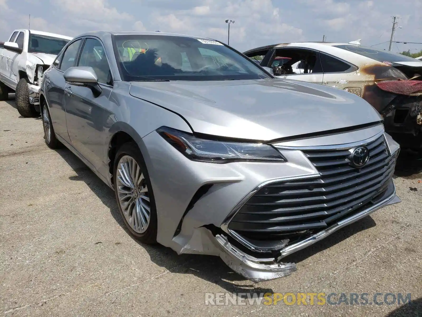 1 Photograph of a damaged car 4T1NB1BB4MU001506 TOYOTA AVALON 2021