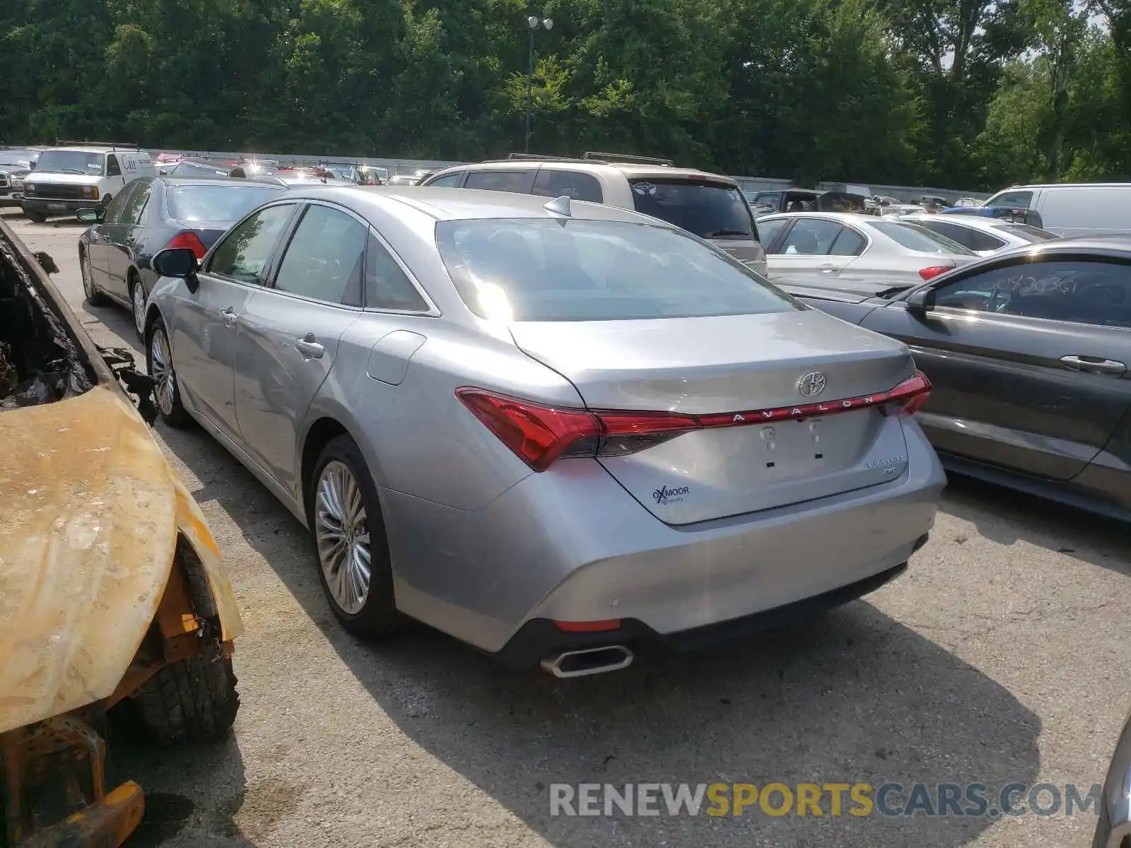 3 Photograph of a damaged car 4T1NB1BB4MU001506 TOYOTA AVALON 2021