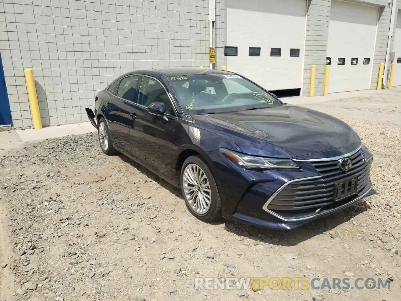 1 Photograph of a damaged car 4T1NB1BB6MU001099 TOYOTA AVALON 2021