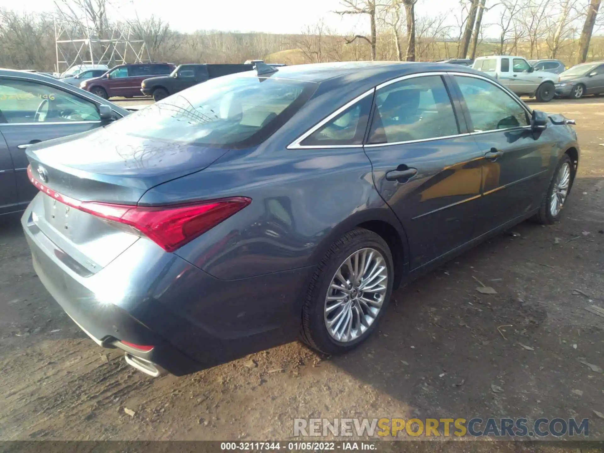 4 Photograph of a damaged car 4T1NB1BB7MU001211 TOYOTA AVALON 2021