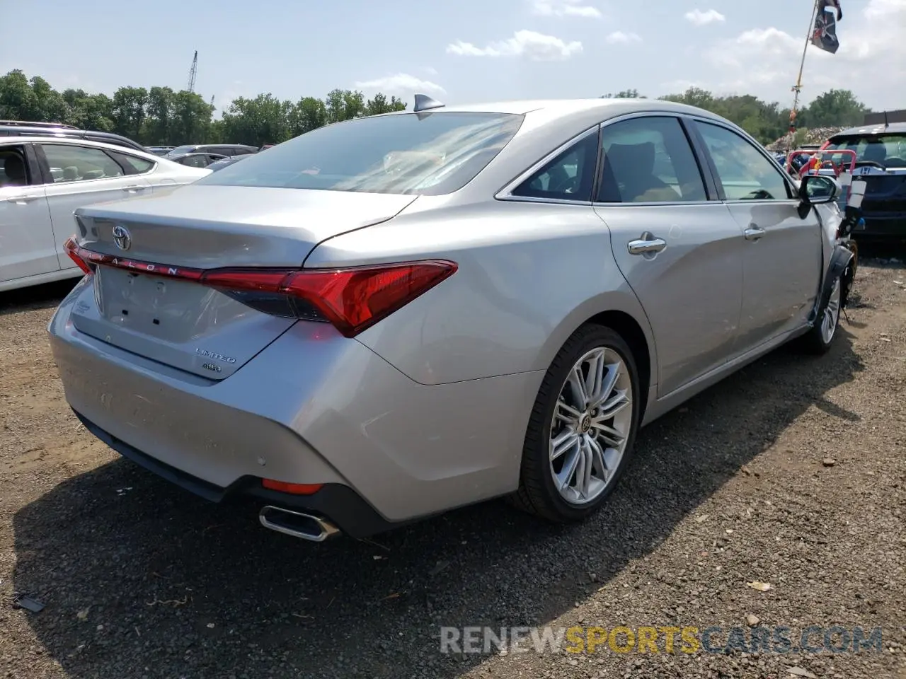 4 Photograph of a damaged car 4T1NB1BB9MU002294 TOYOTA AVALON 2021