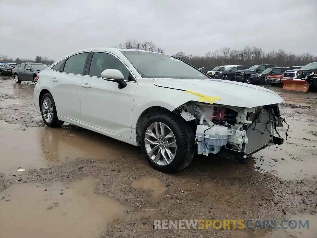 4 Photograph of a damaged car 4T1AA1AB4NU011859 TOYOTA AVALON 2022