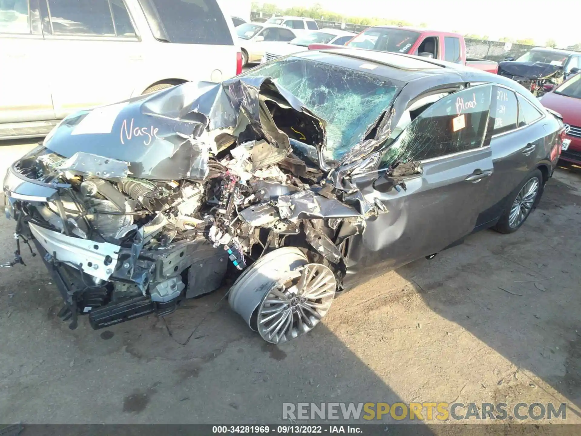 2 Photograph of a damaged car 4T1DA1AB1NU012576 TOYOTA AVALON 2022