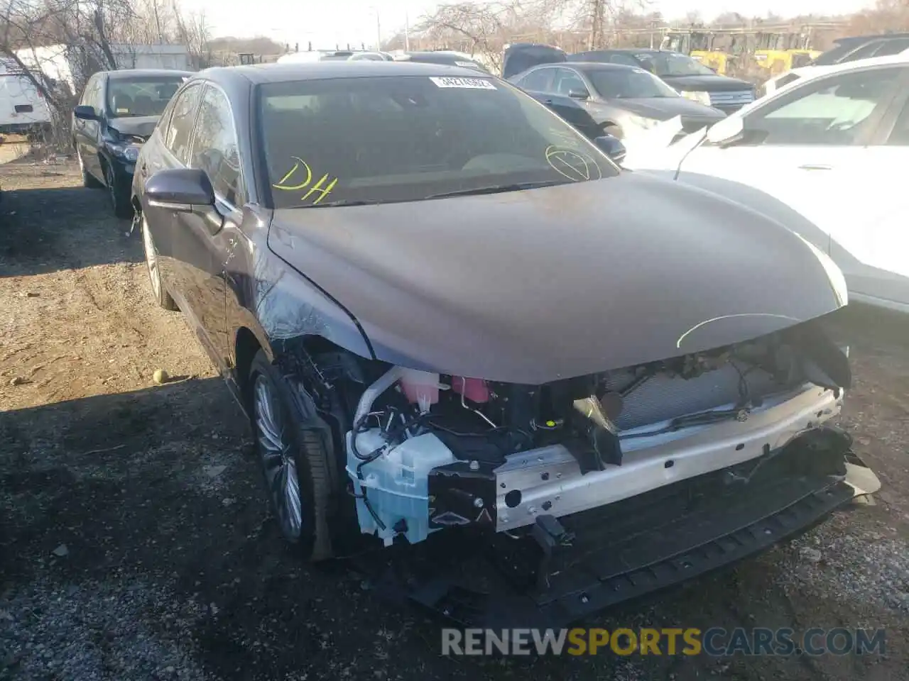 1 Photograph of a damaged car 4T1DA1AB4NU011986 TOYOTA AVALON 2022