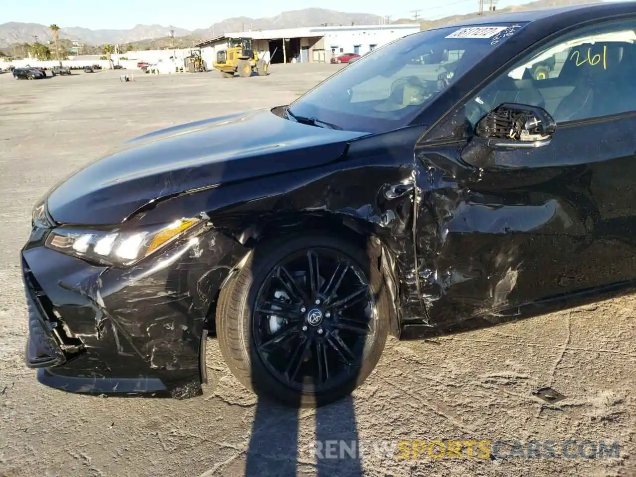 9 Photograph of a damaged car 4T1EA1AB9NU012877 TOYOTA AVALON 2022