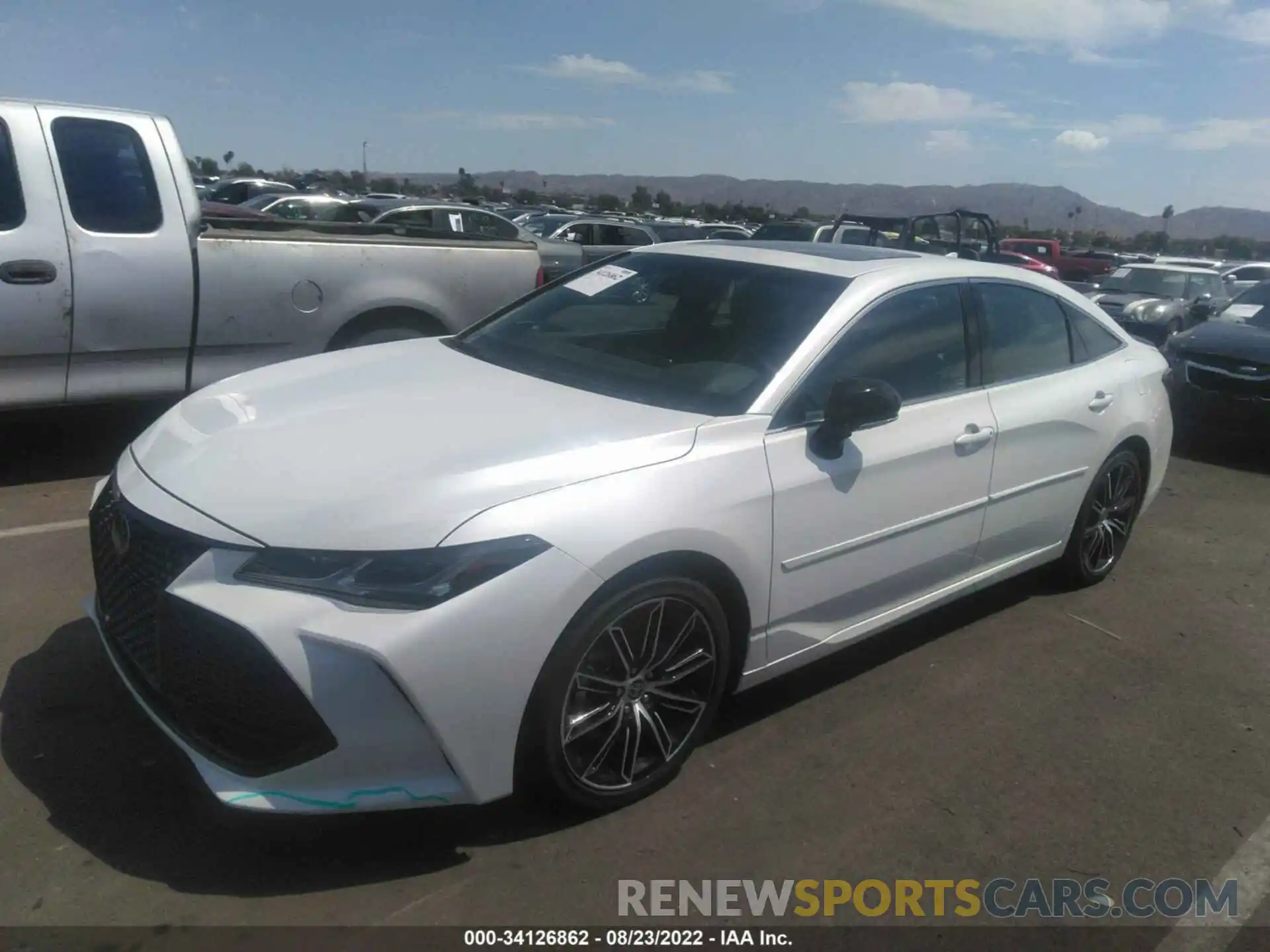 2 Photograph of a damaged car 4T1HZ1FB8NU086273 TOYOTA AVALON 2022