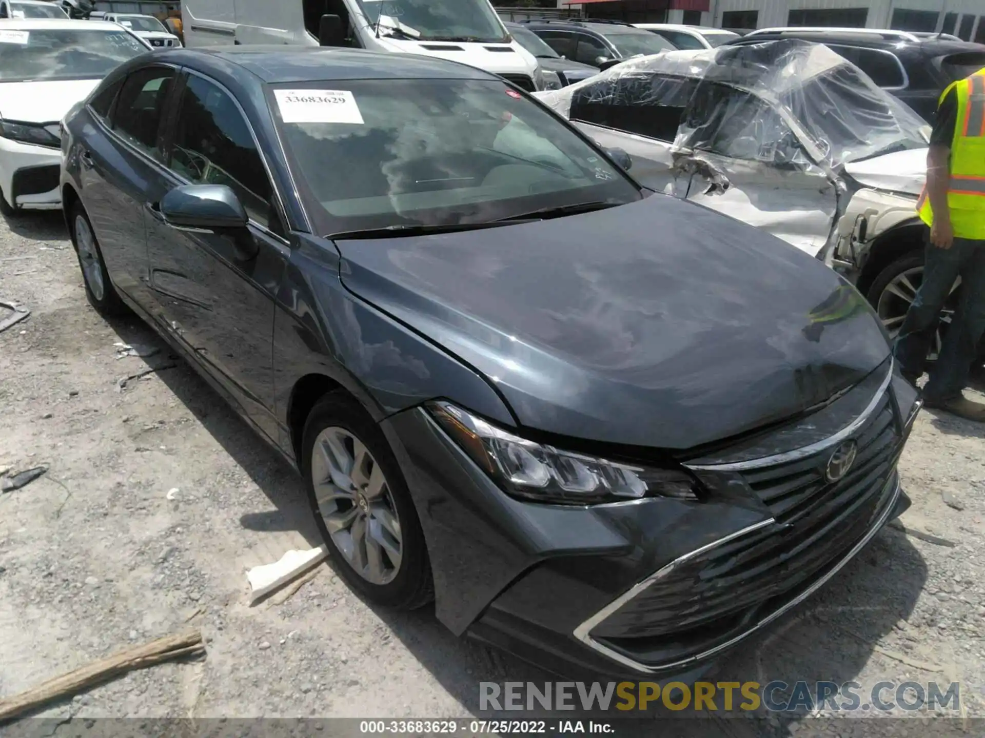 1 Photograph of a damaged car 4T1JZ1FB0NU078914 TOYOTA AVALON 2022