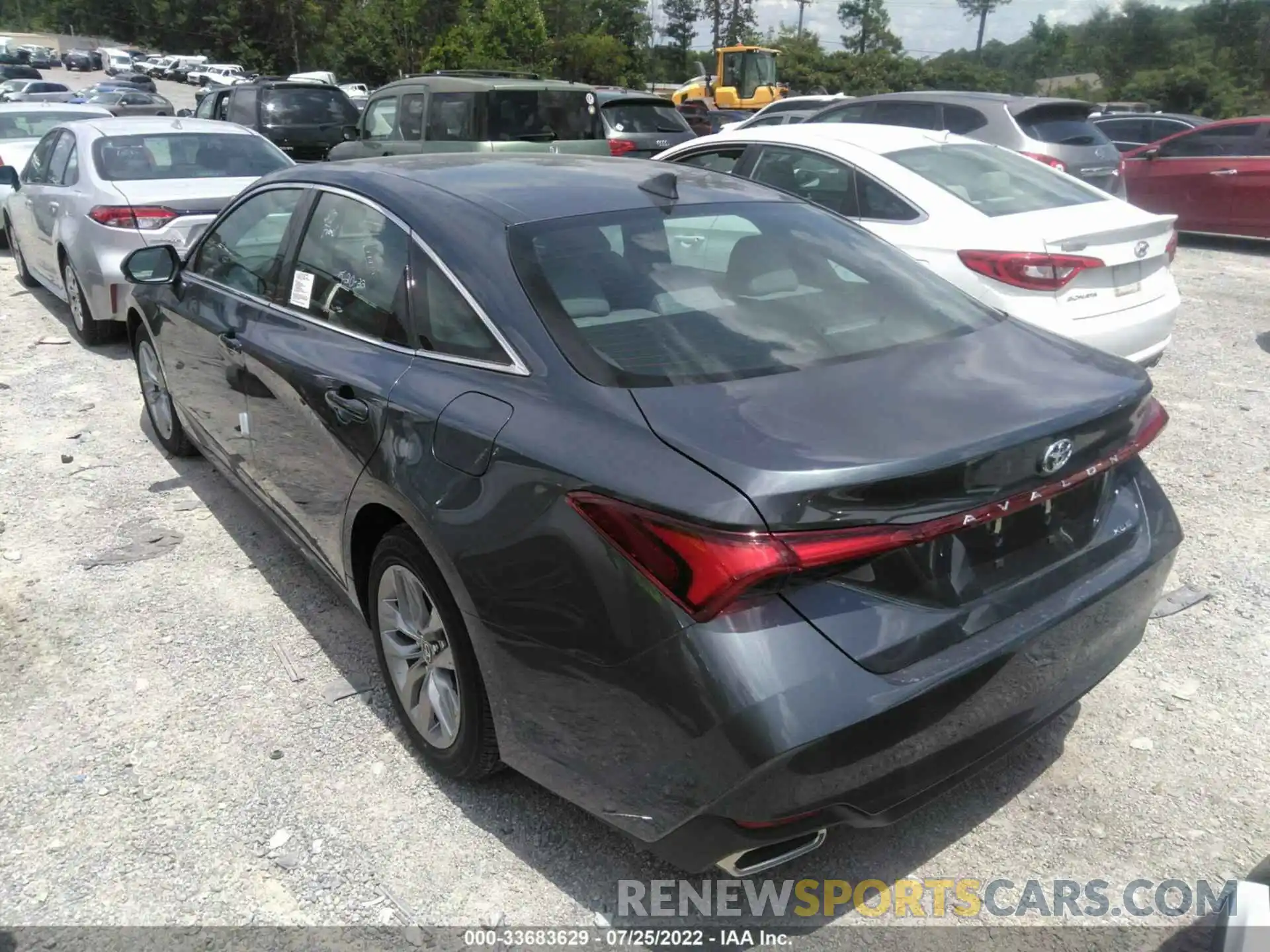 3 Photograph of a damaged car 4T1JZ1FB0NU078914 TOYOTA AVALON 2022