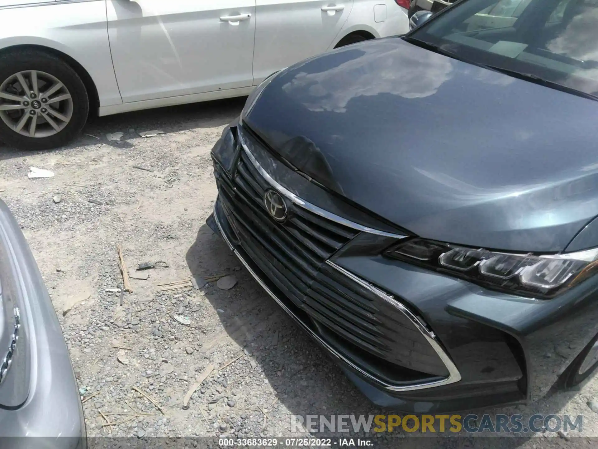 6 Photograph of a damaged car 4T1JZ1FB0NU078914 TOYOTA AVALON 2022