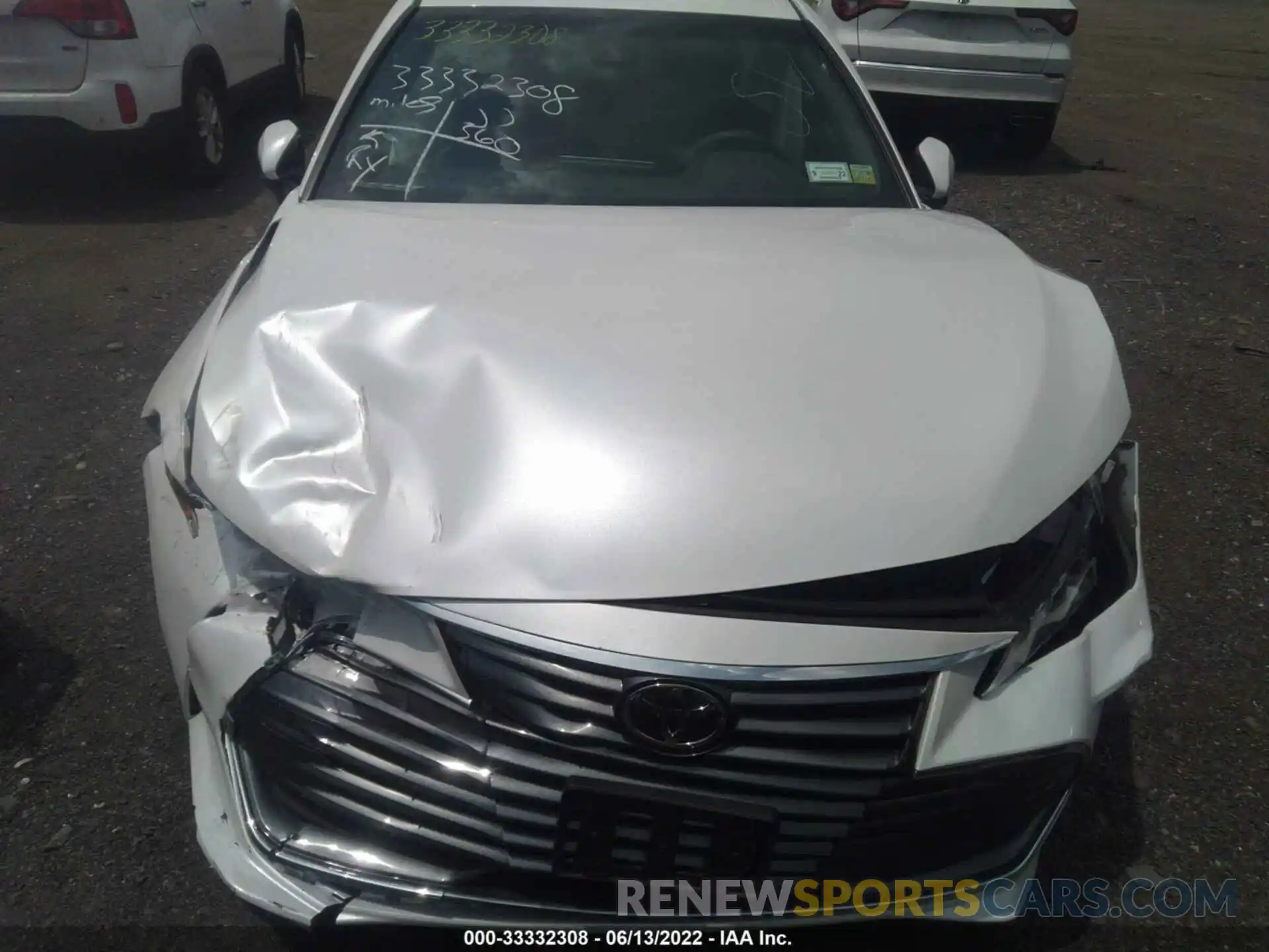 6 Photograph of a damaged car 4T1JZ1FB3NU077031 TOYOTA AVALON 2022