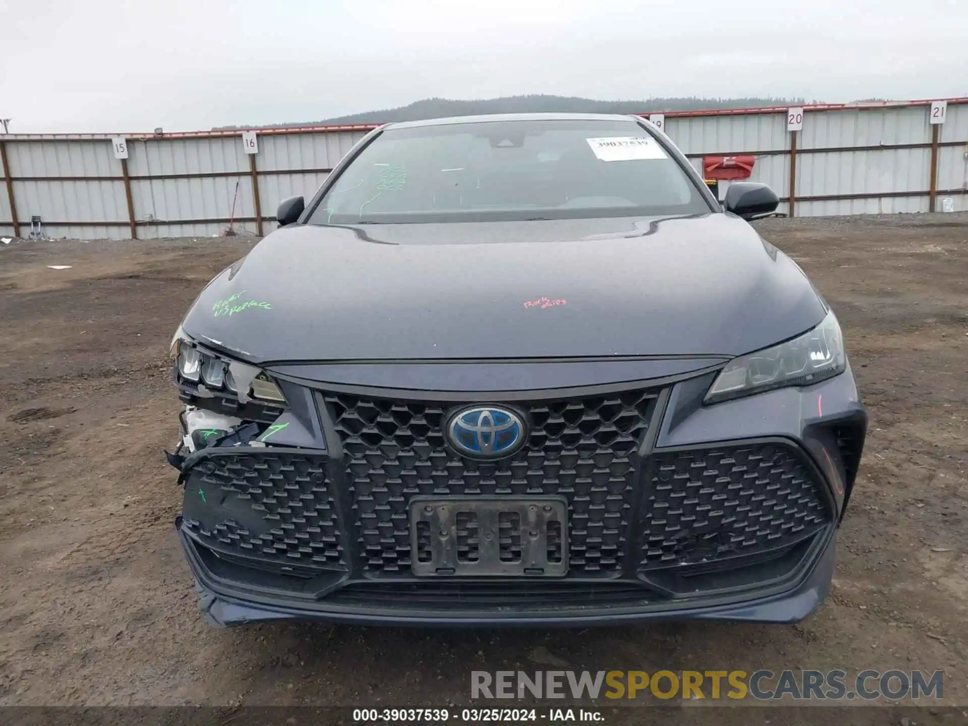 12 Photograph of a damaged car 4T1B21FB0KU002923 TOYOTA AVALON HYBRID 2019