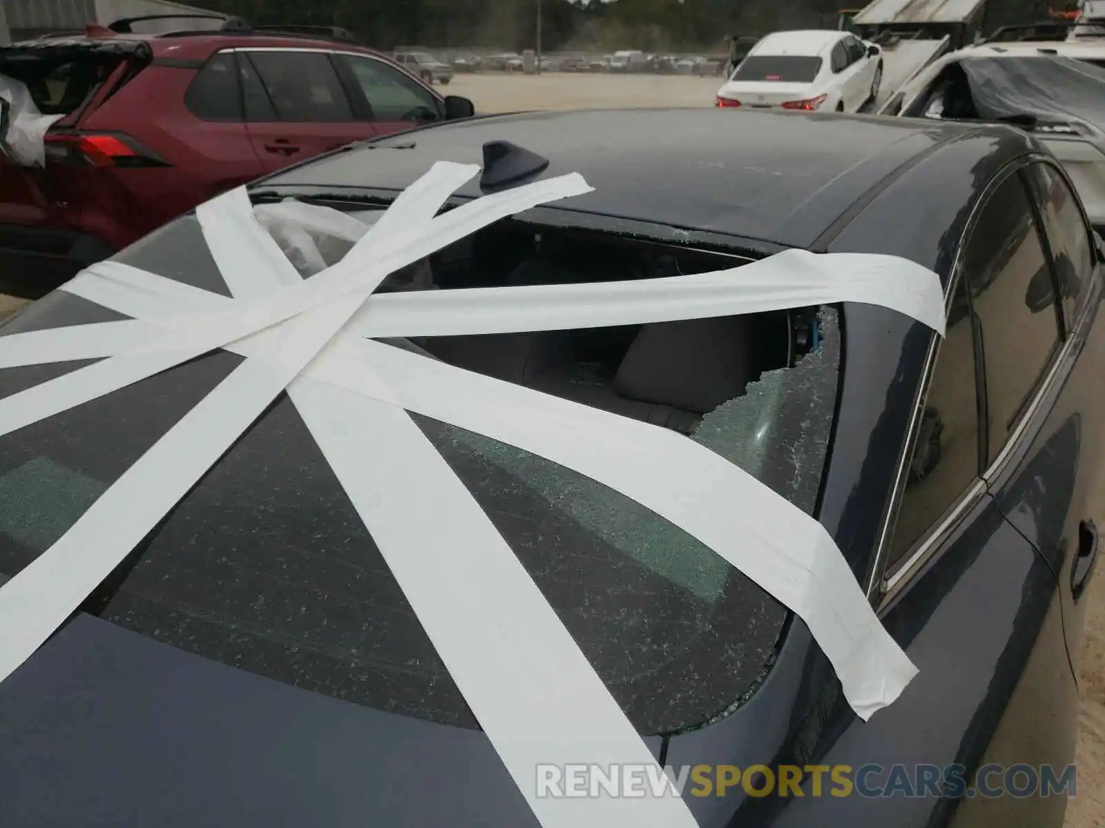 9 Photograph of a damaged car 4T1C21FB6LU017156 TOYOTA AVALON LIM 2020