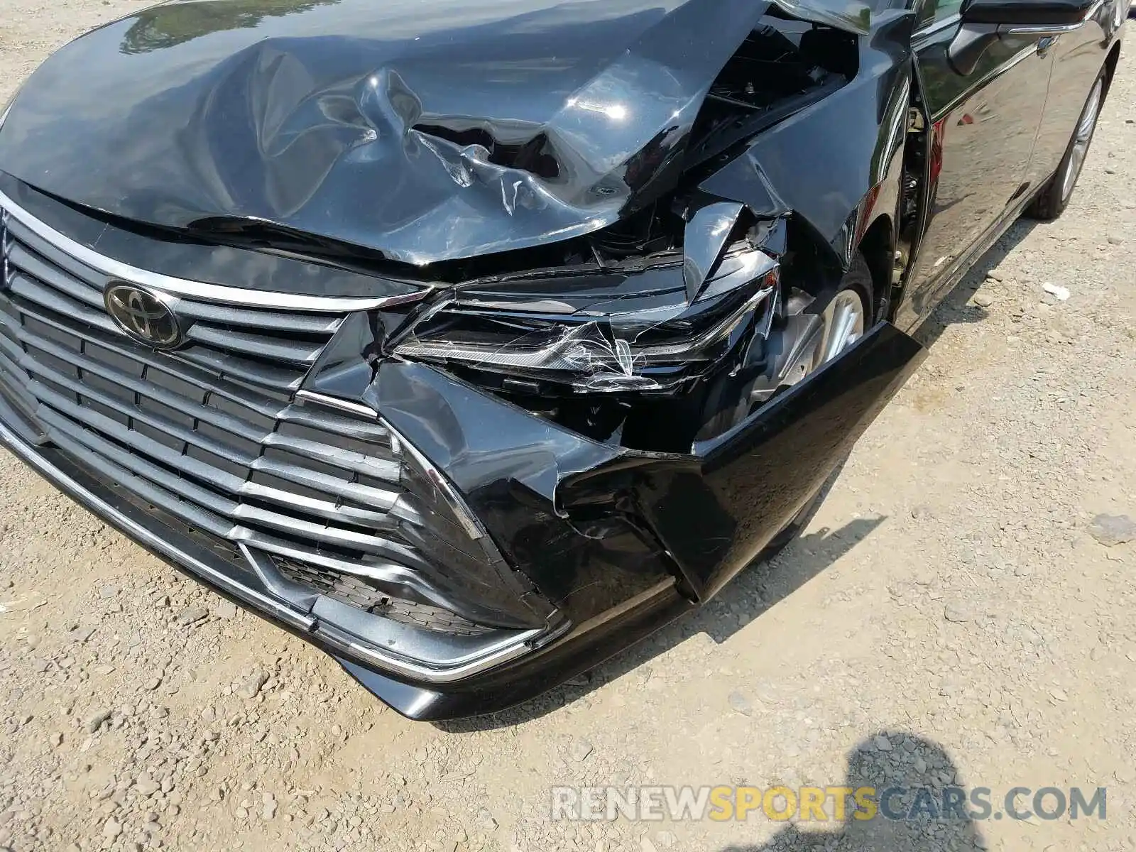 9 Photograph of a damaged car 4T1CZ1FB7LU043891 TOYOTA AVALON LIM 2020