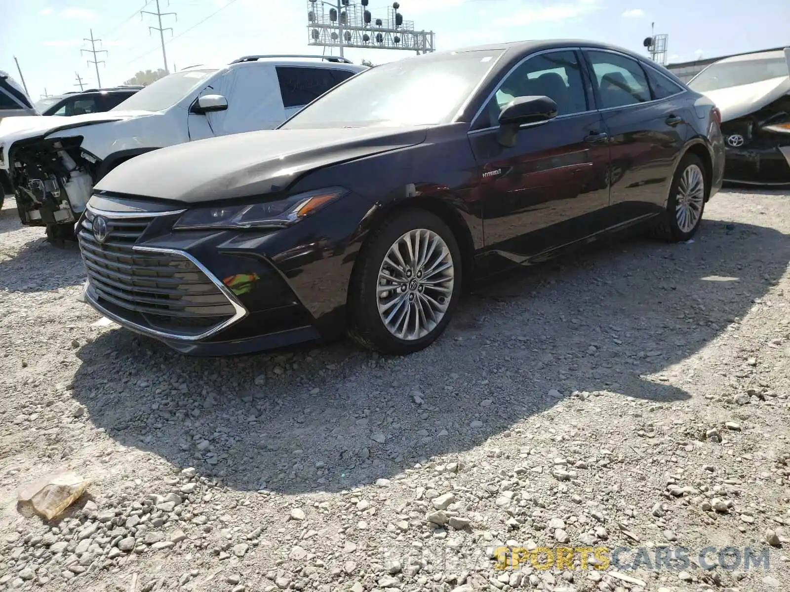 2 Photograph of a damaged car 4T1D21FB2LU016056 TOYOTA AVALON LIM 2020