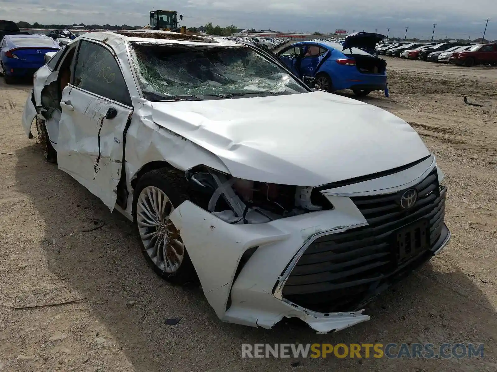 1 Photograph of a damaged car 4T1D21FB5LU015838 TOYOTA AVALON LIM 2020