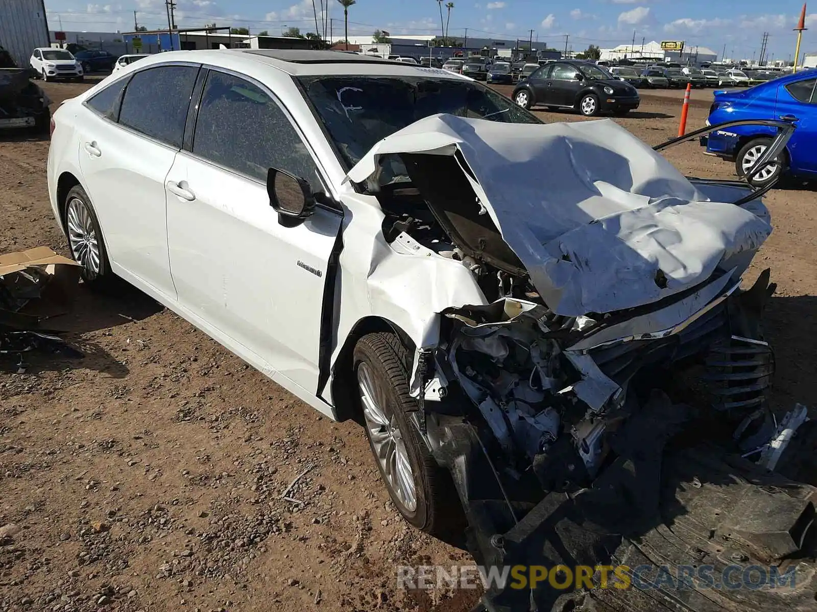 1 Photograph of a damaged car 4T1D21FB8LU013971 TOYOTA AVALON LIM 2020