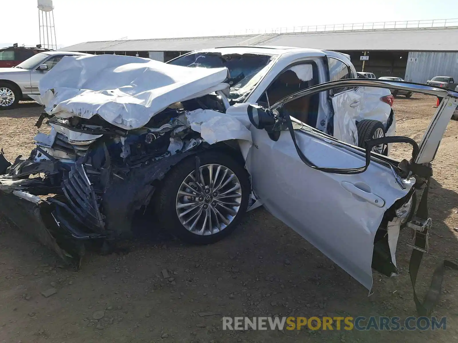 2 Photograph of a damaged car 4T1D21FB8LU013971 TOYOTA AVALON LIM 2020