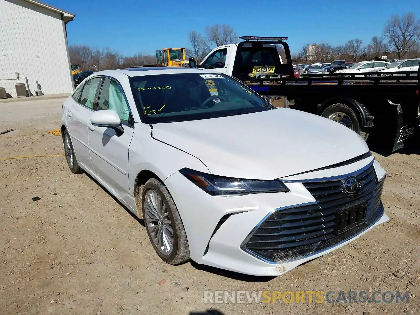 1 Photograph of a damaged car 4T1DZ1FB6LU048004 TOYOTA AVALON LIM 2020