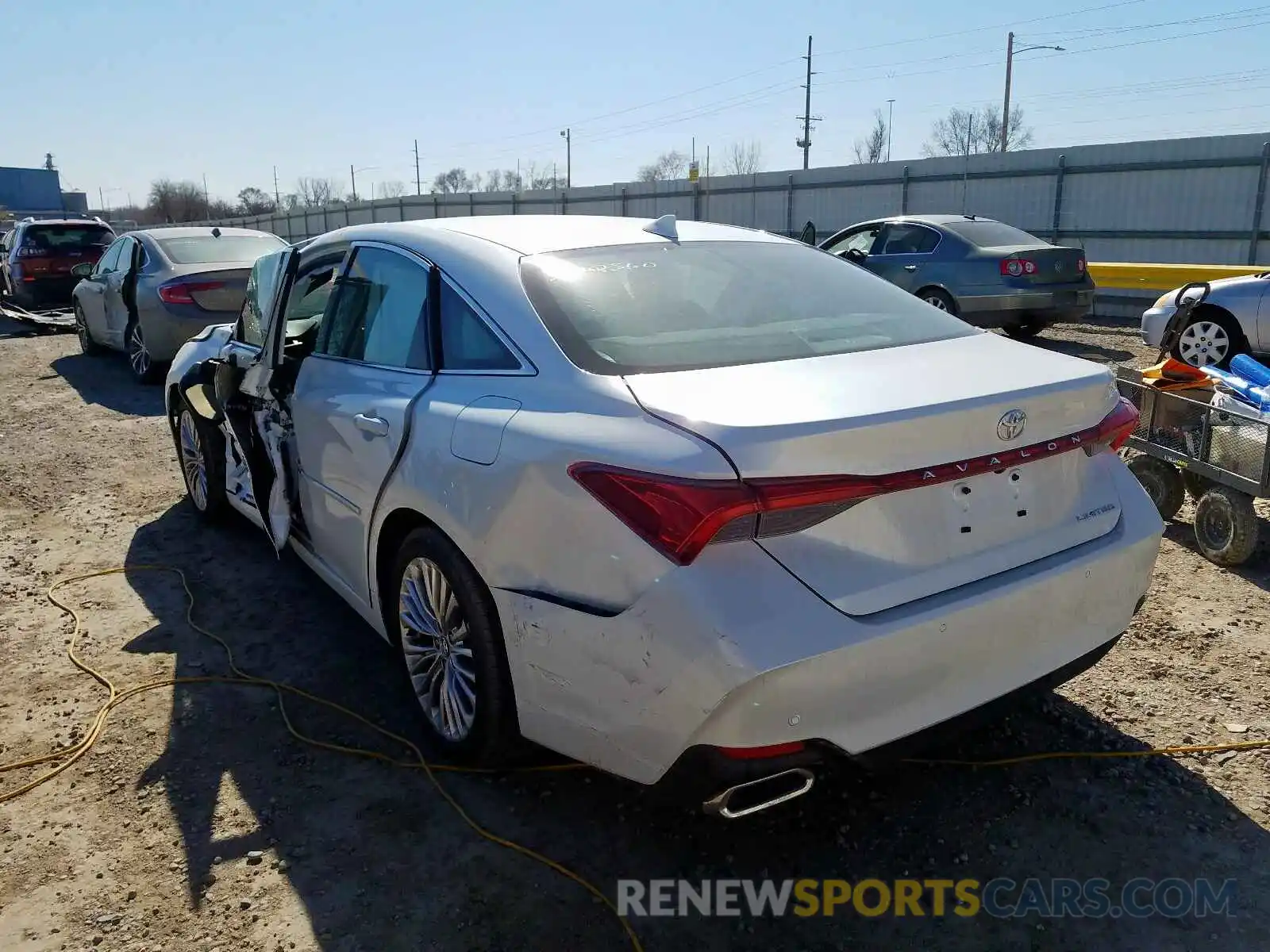 3 Photograph of a damaged car 4T1DZ1FB6LU048004 TOYOTA AVALON LIM 2020