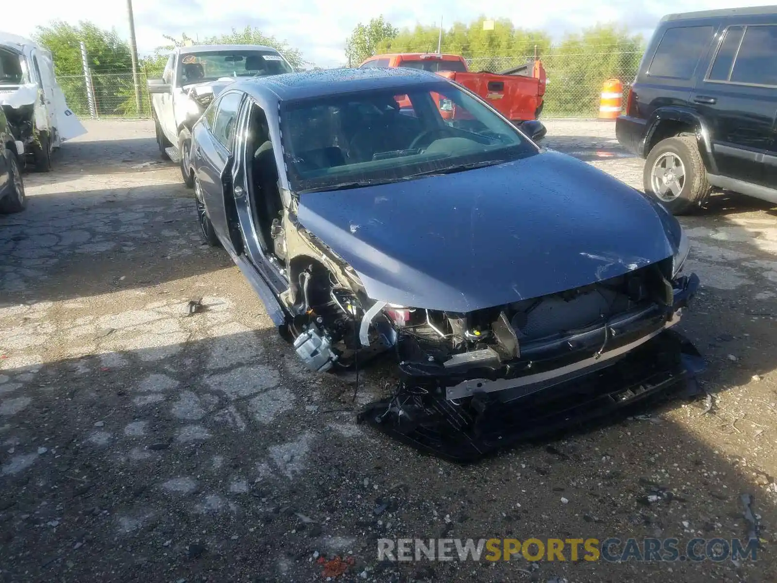 1 Photograph of a damaged car 4T1HZ1FB1LU048686 TOYOTA AVALON TOU 2020