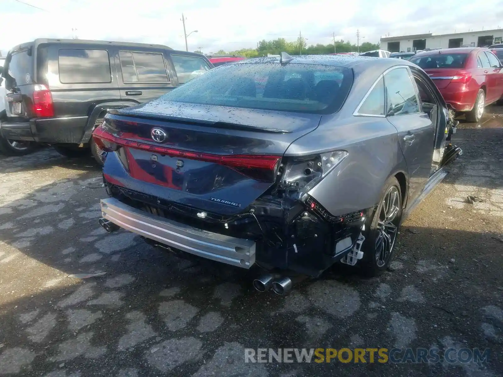 4 Photograph of a damaged car 4T1HZ1FB1LU048686 TOYOTA AVALON TOU 2020