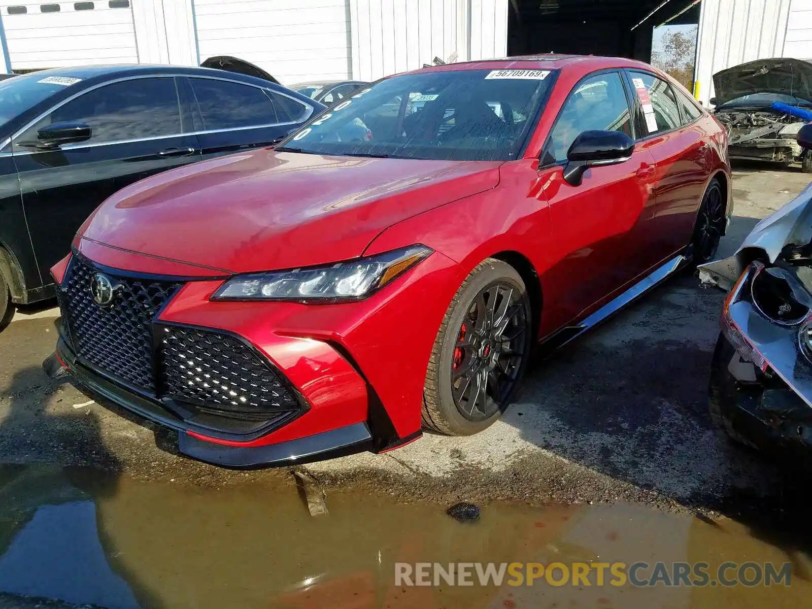 2 Photograph of a damaged car 4T1FZ1FB8LU038907 TOYOTA AVALON XSE 2020