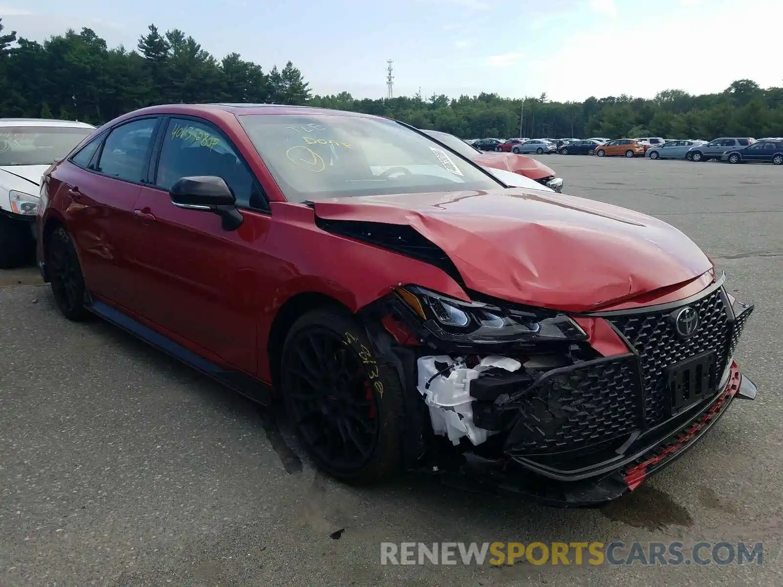 1 Photograph of a damaged car 4T1FZ1FB9LU038771 TOYOTA AVALON XSE 2020