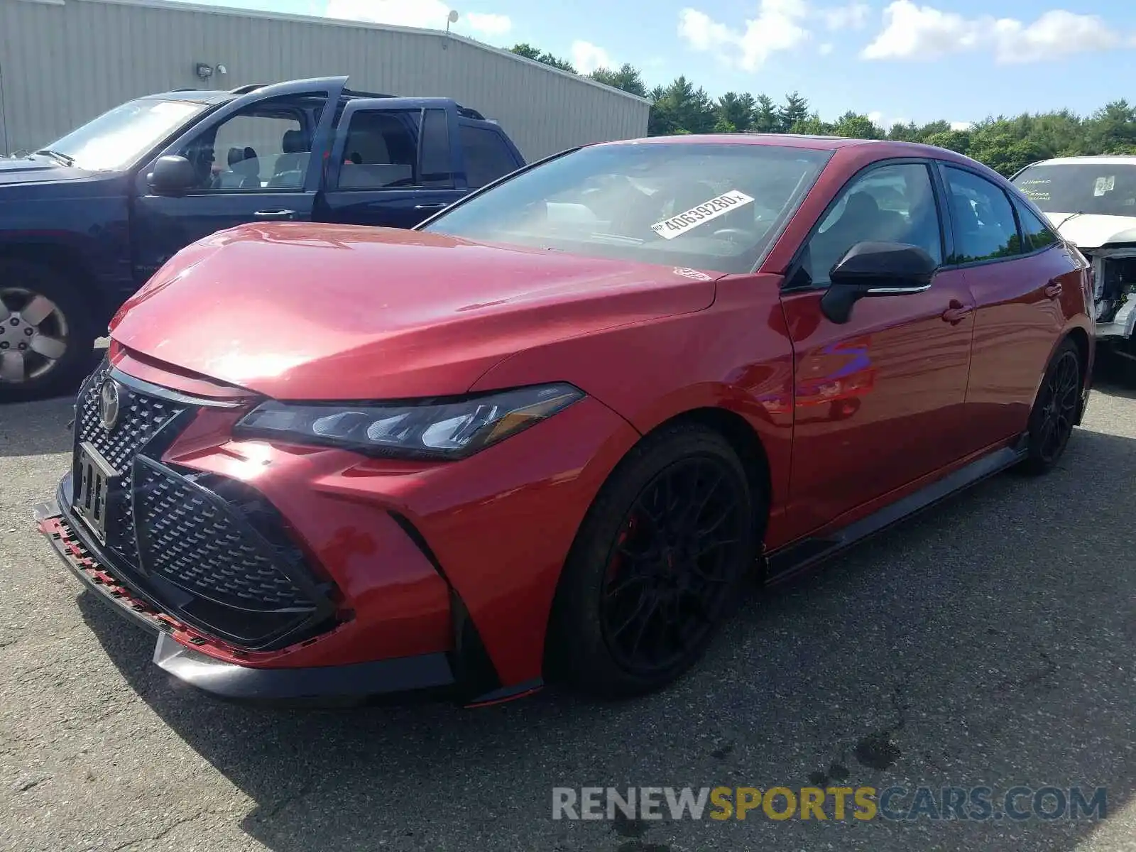 2 Photograph of a damaged car 4T1FZ1FB9LU038771 TOYOTA AVALON XSE 2020