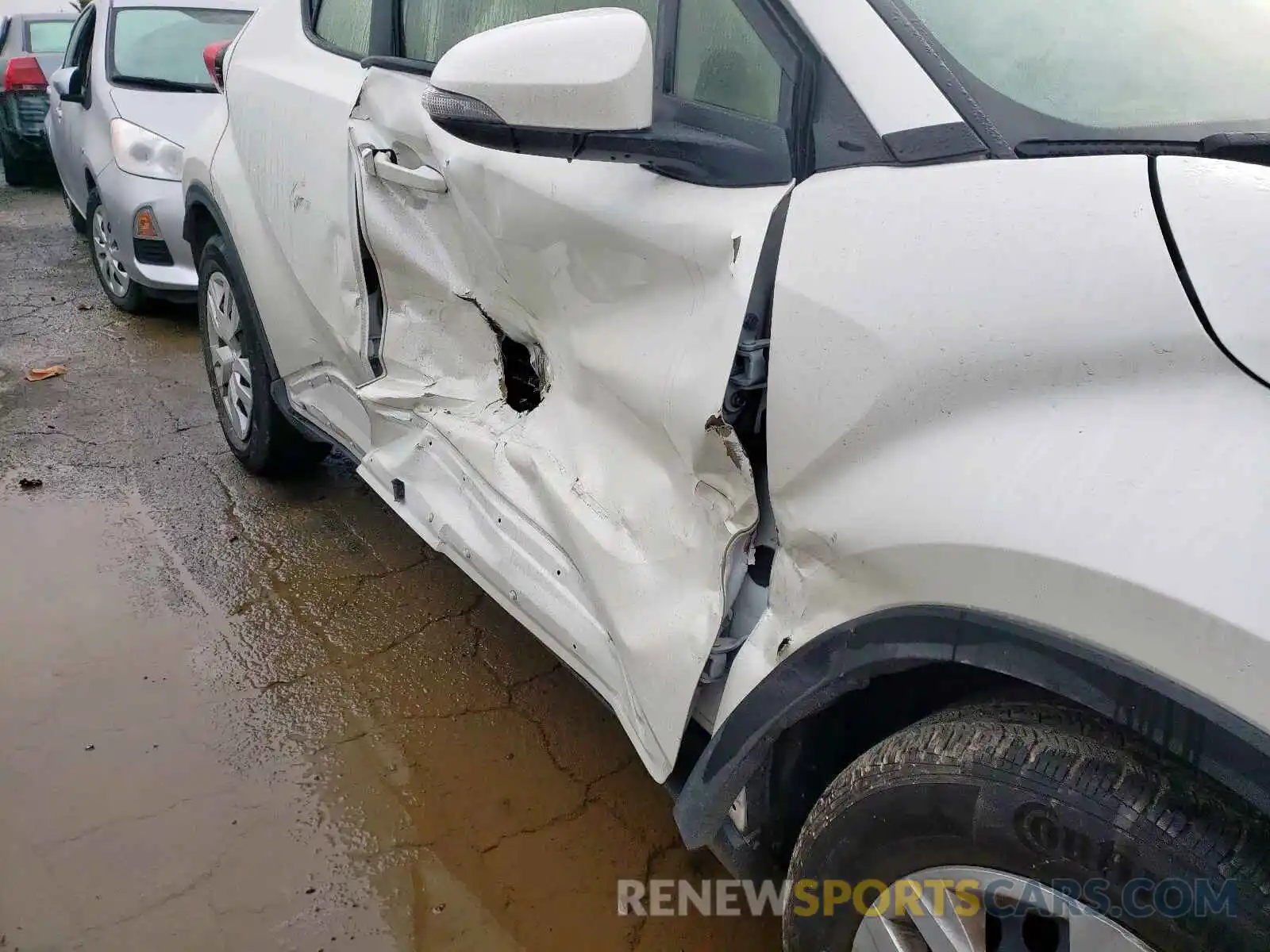 9 Photograph of a damaged car JTNKHMBX0K1020616 TOYOTA C-HR 2019