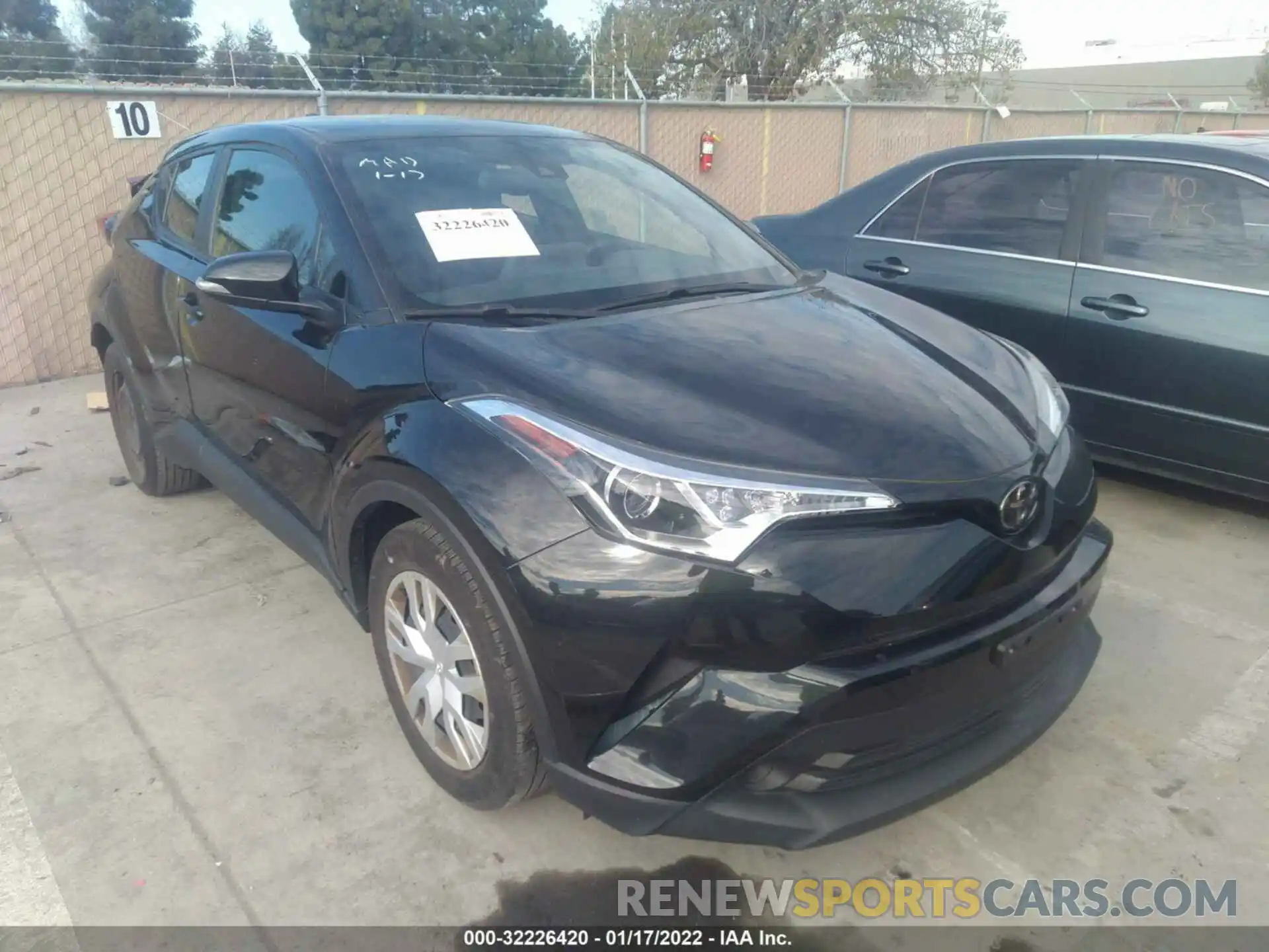 1 Photograph of a damaged car JTNKHMBX0K1028036 TOYOTA C-HR 2019