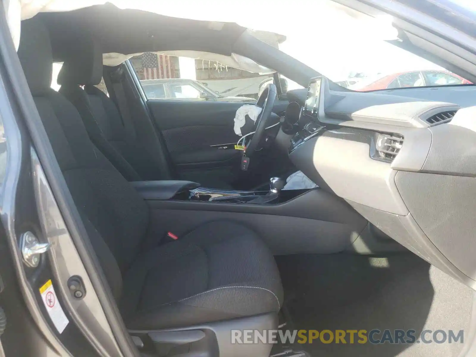 5 Photograph of a damaged car JTNKHMBX0K1030482 TOYOTA C-HR 2019