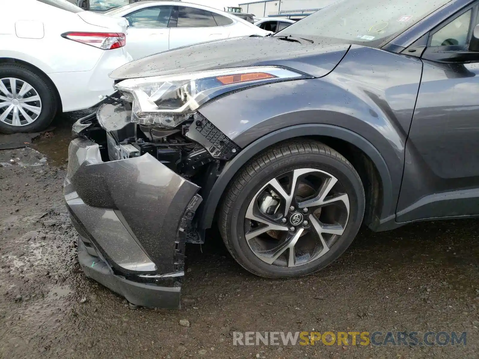 9 Photograph of a damaged car JTNKHMBX0K1032720 TOYOTA C-HR 2019