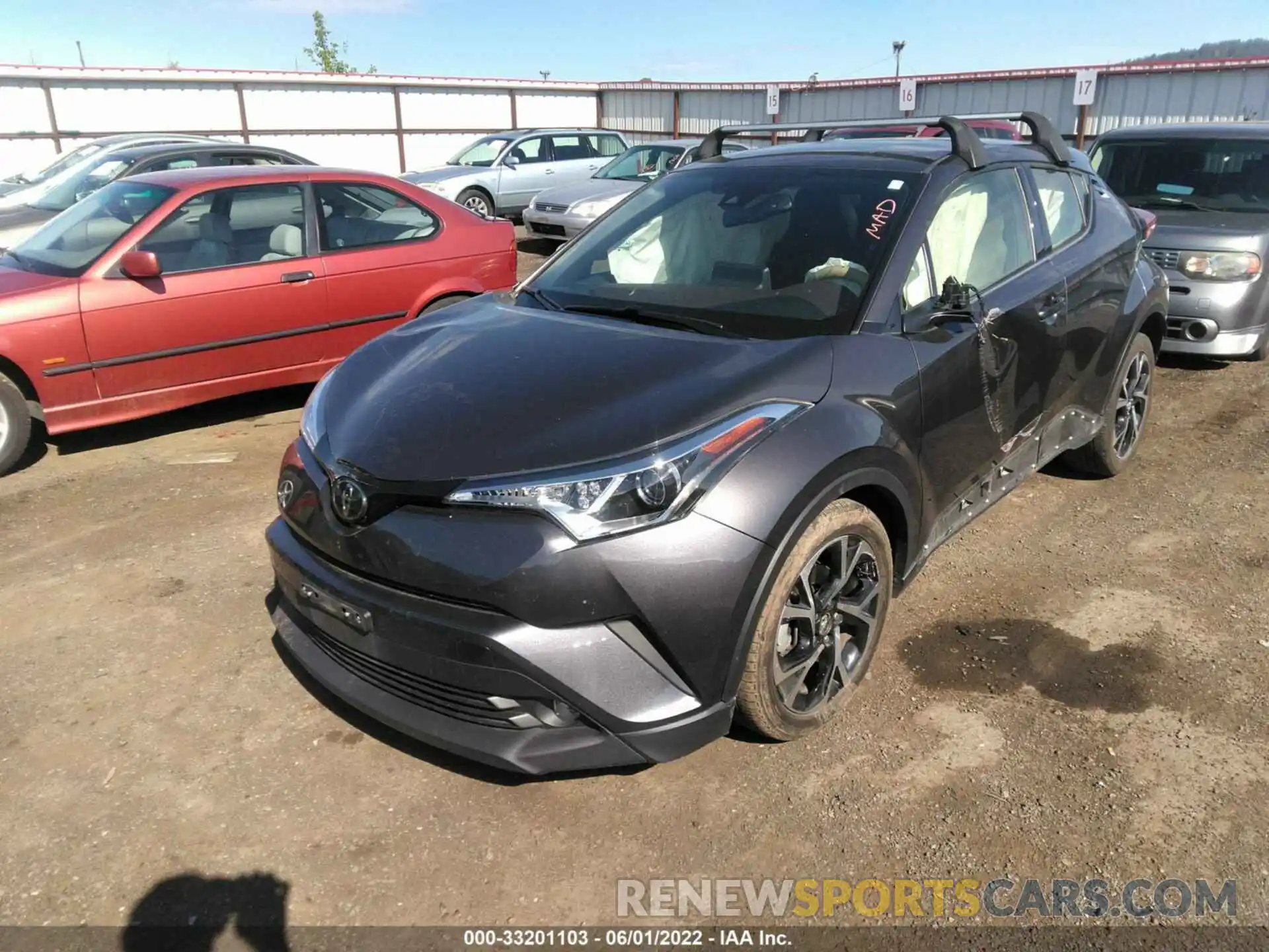 2 Фотография поврежденного автомобиля JTNKHMBX0K1039960 TOYOTA C-HR 2019