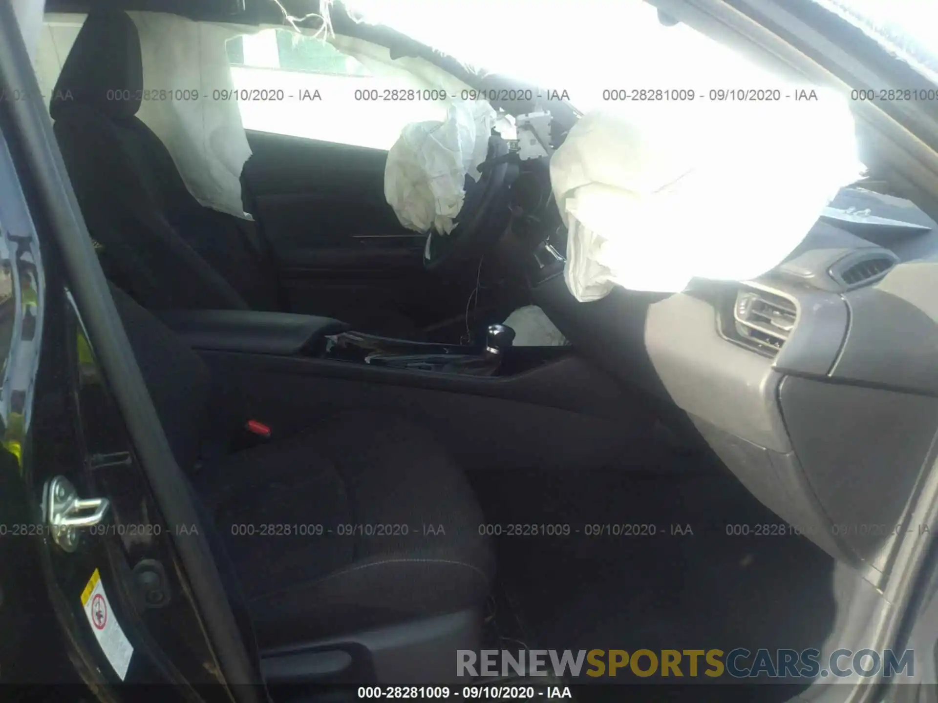 5 Photograph of a damaged car JTNKHMBX0K1047606 TOYOTA C-HR 2019