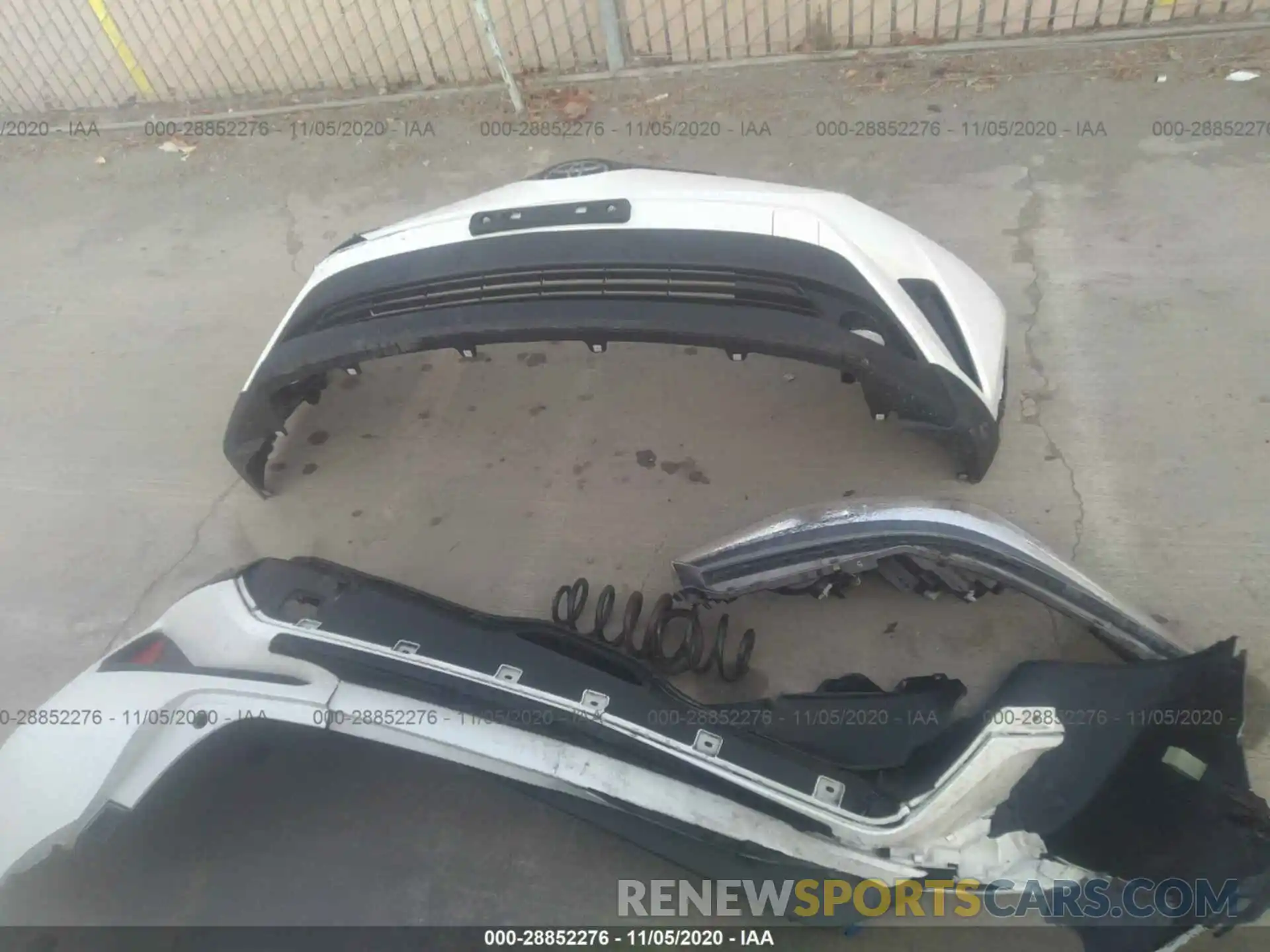 12 Photograph of a damaged car JTNKHMBX0K1049324 TOYOTA C-HR 2019