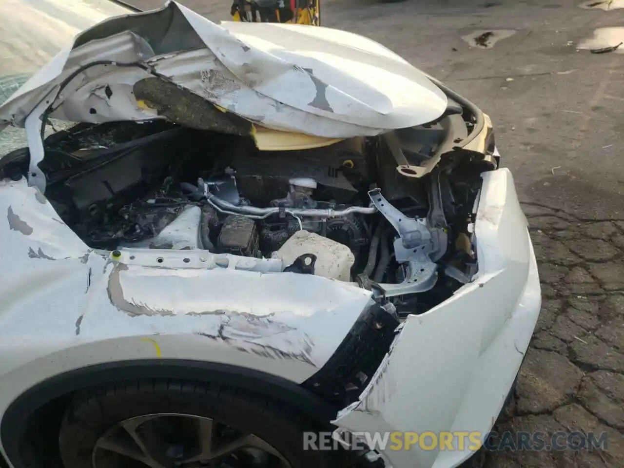 9 Photograph of a damaged car JTNKHMBX0K1050943 TOYOTA C-HR 2019