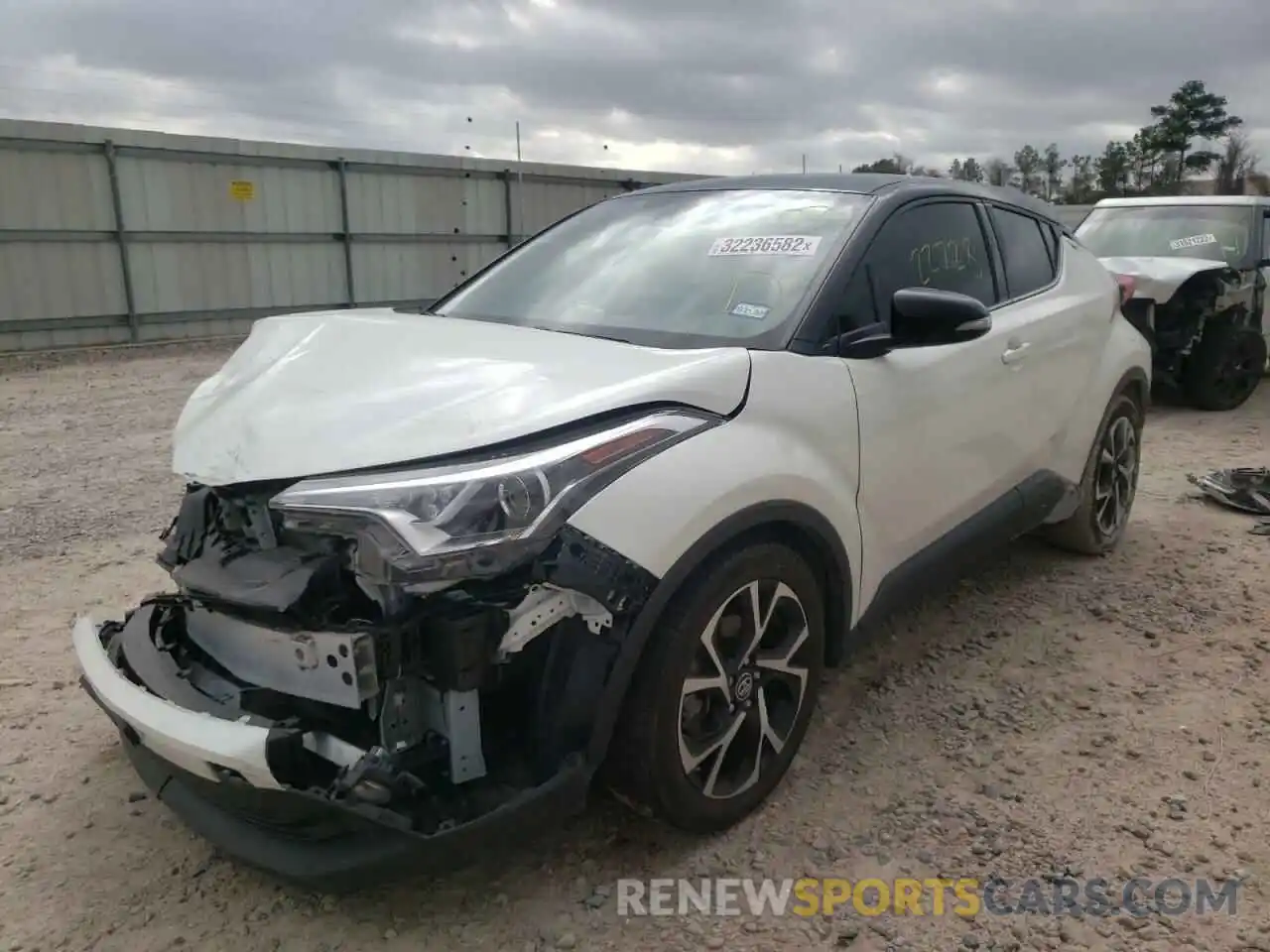 2 Photograph of a damaged car JTNKHMBX0K1057939 TOYOTA C-HR 2019