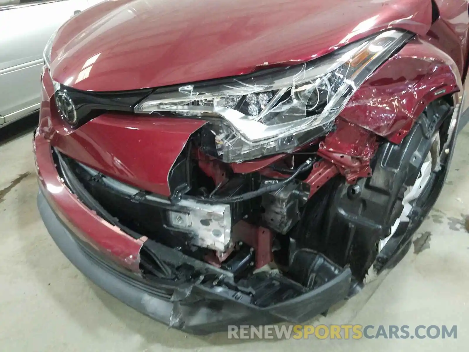 9 Photograph of a damaged car JTNKHMBX0K1059867 TOYOTA C-HR 2019