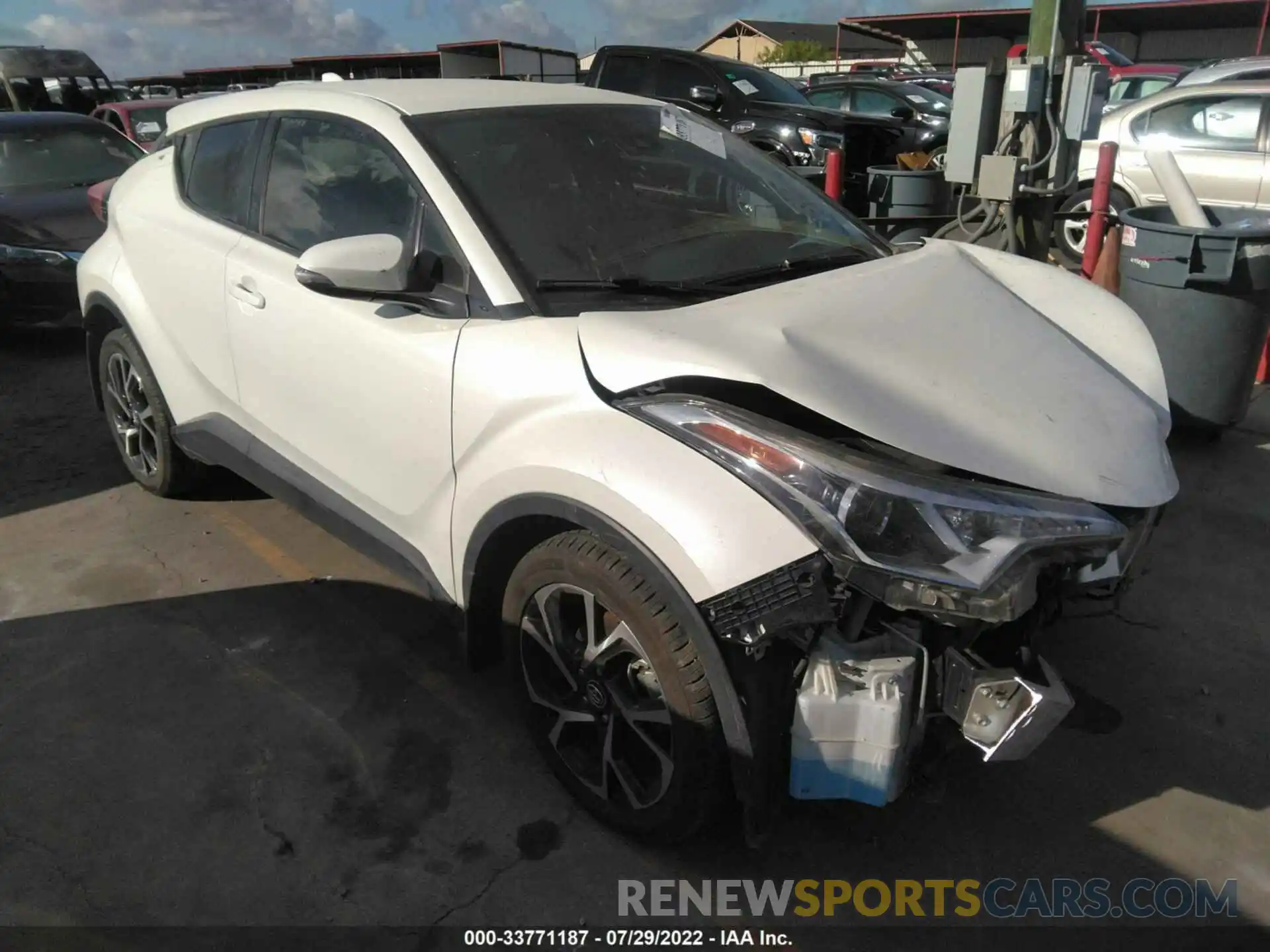 1 Photograph of a damaged car JTNKHMBX1K1013674 TOYOTA C-HR 2019