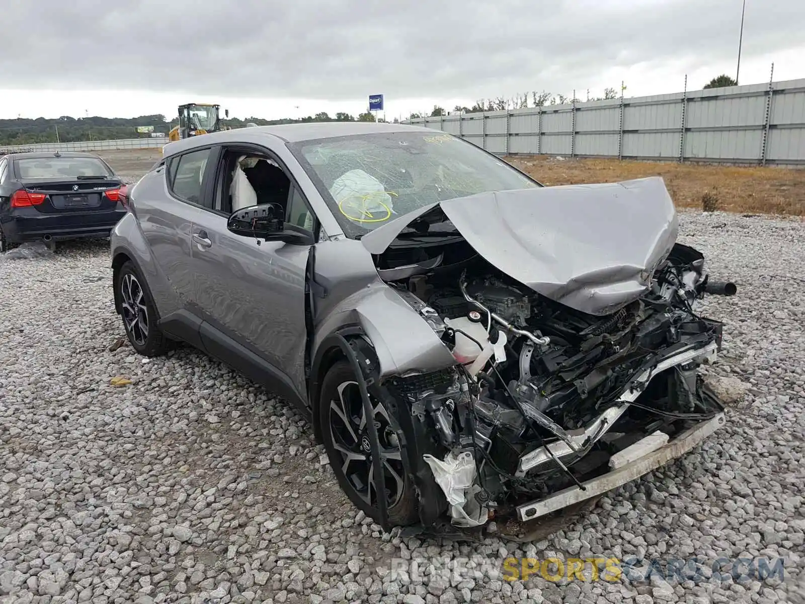 1 Photograph of a damaged car JTNKHMBX1K1015232 TOYOTA C-HR 2019