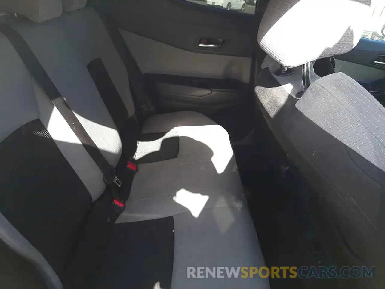 6 Photograph of a damaged car JTNKHMBX1K1020351 TOYOTA C-HR 2019