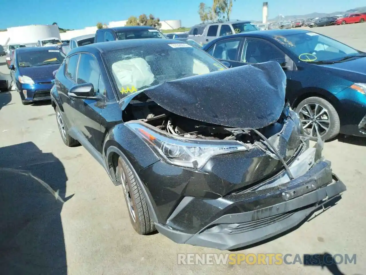 1 Photograph of a damaged car JTNKHMBX1K1025047 TOYOTA C-HR 2019