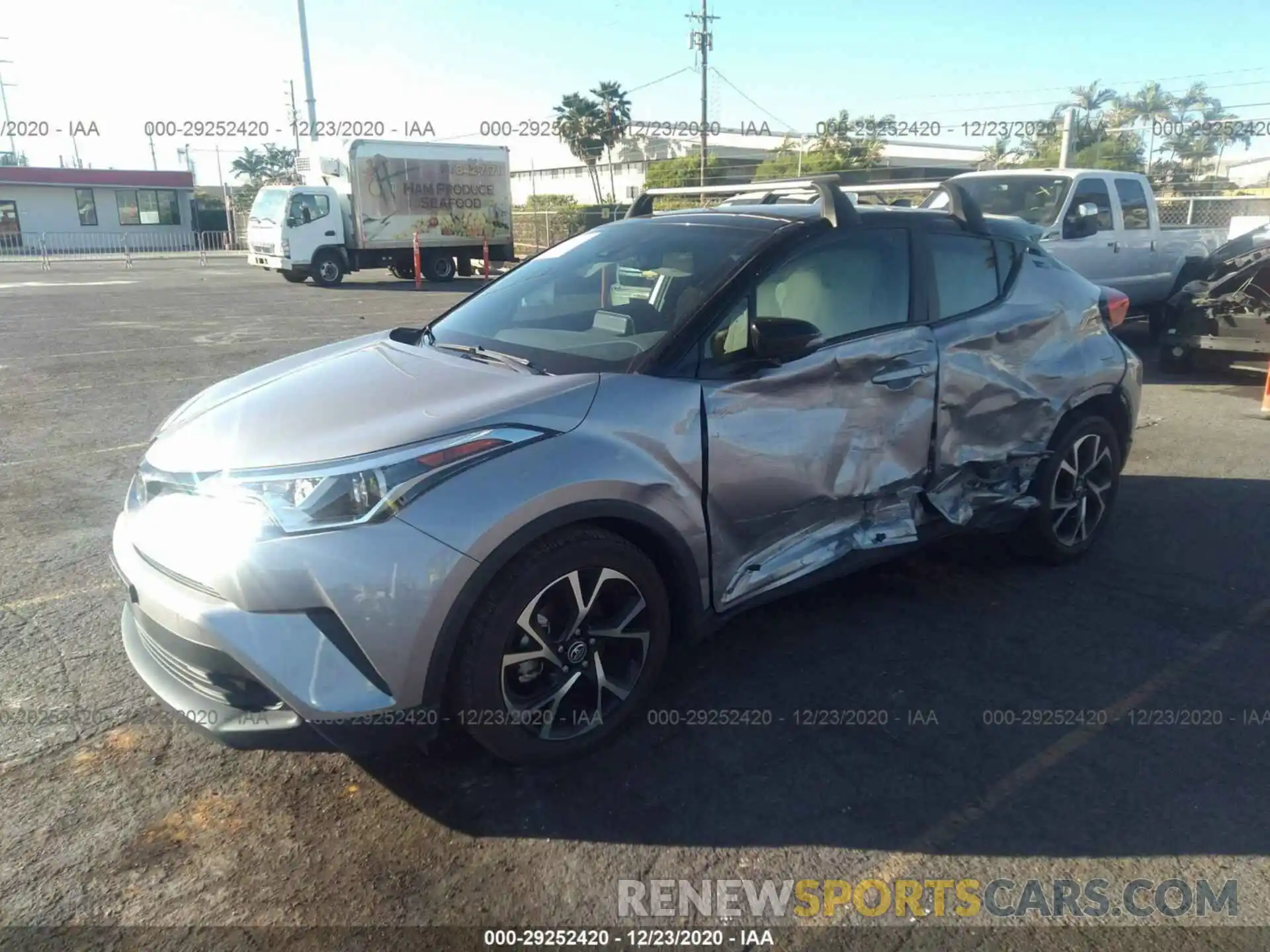 2 Фотография поврежденного автомобиля JTNKHMBX1K1027008 TOYOTA C-HR 2019